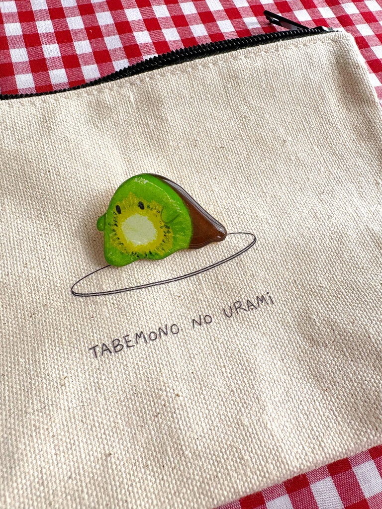 「キウイ」バケメシブローチ