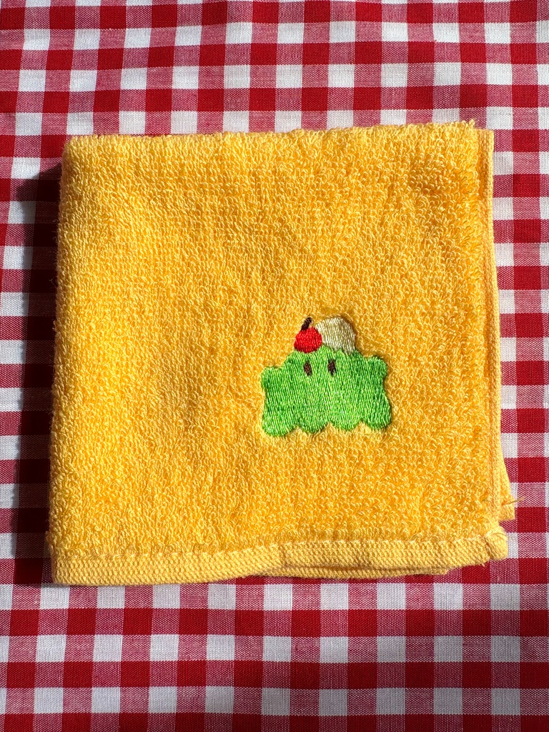 バケメシ刺繍ハンカチ_クリームソーダ