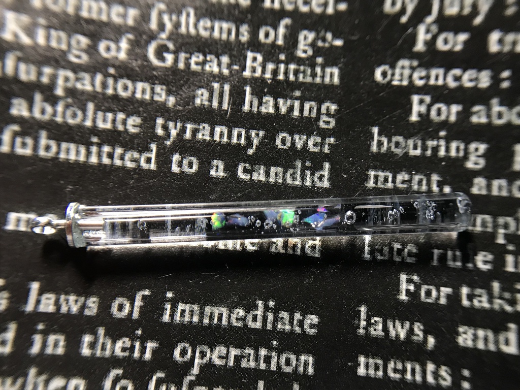 【レビュー用試作品】オパール入り試験管