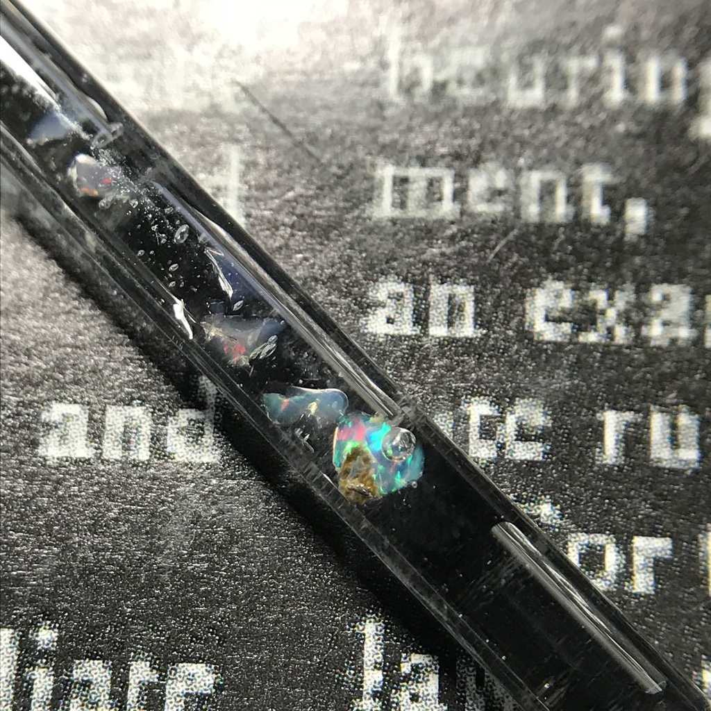 【レビュー用試作品】オパール入り試験管B