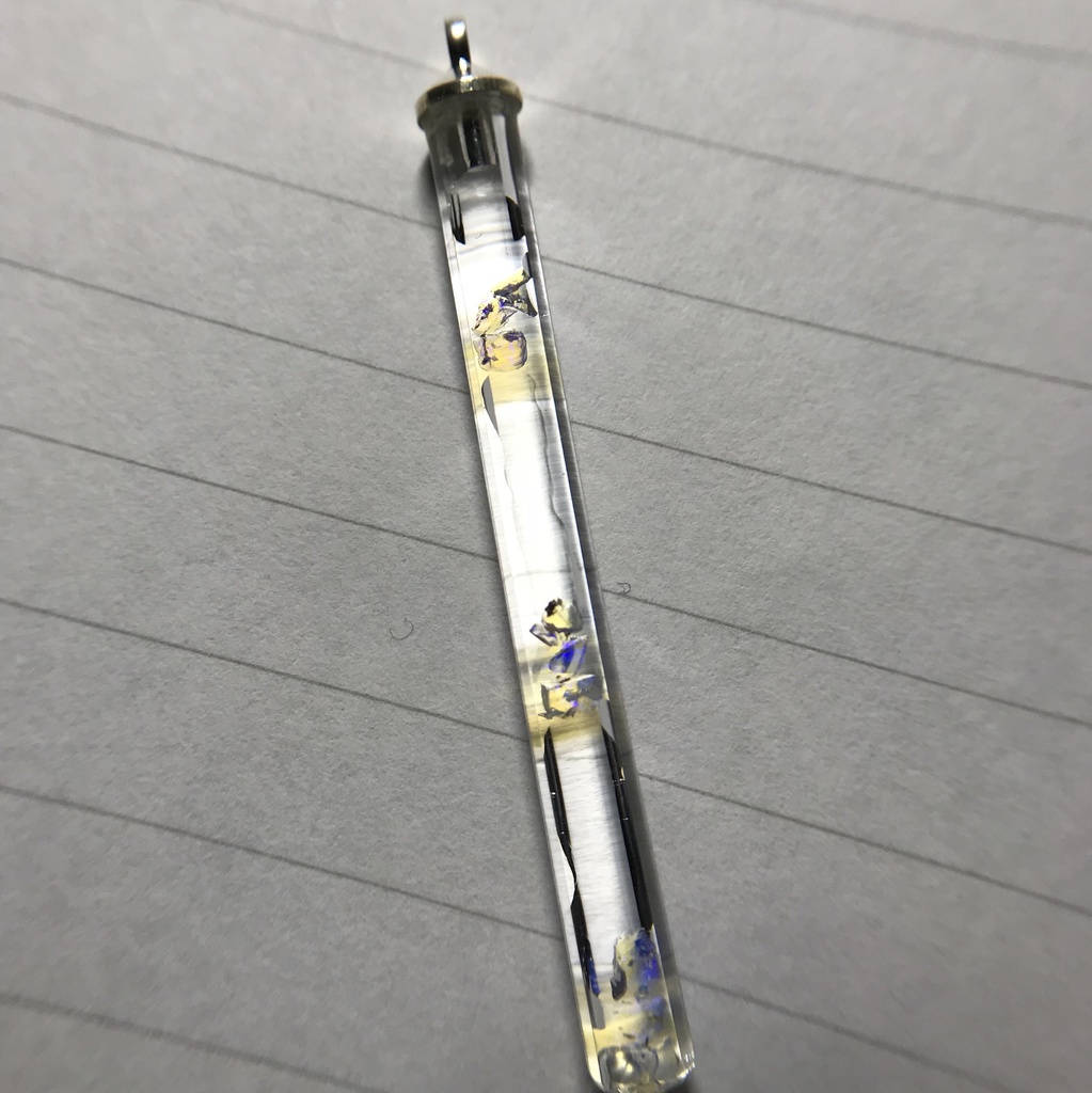 【レビュー用試作品】オパール入り試験管C