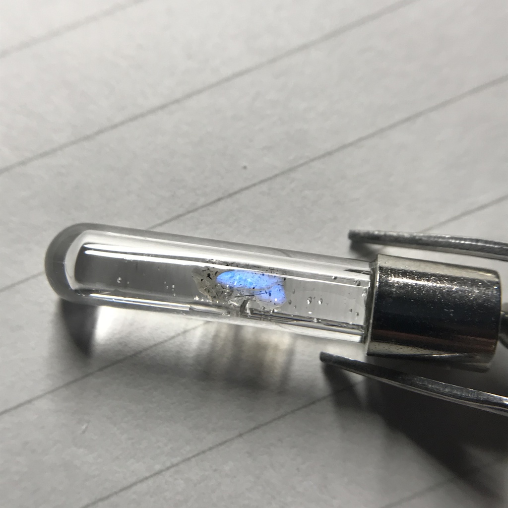 【レビュー用試作品】ラブラドライト入り試験管(小)