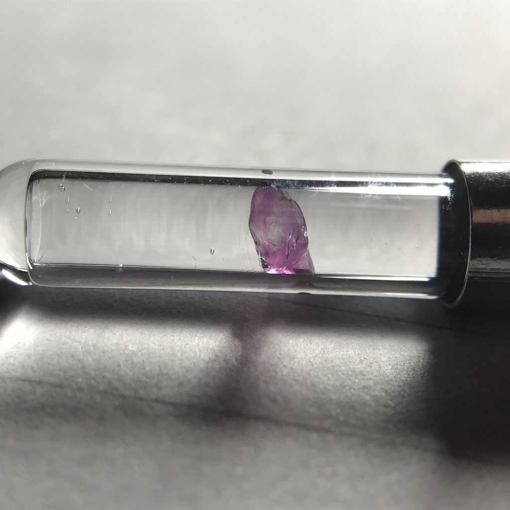 【レビュー用試作品】ルビー入り試験管(小)