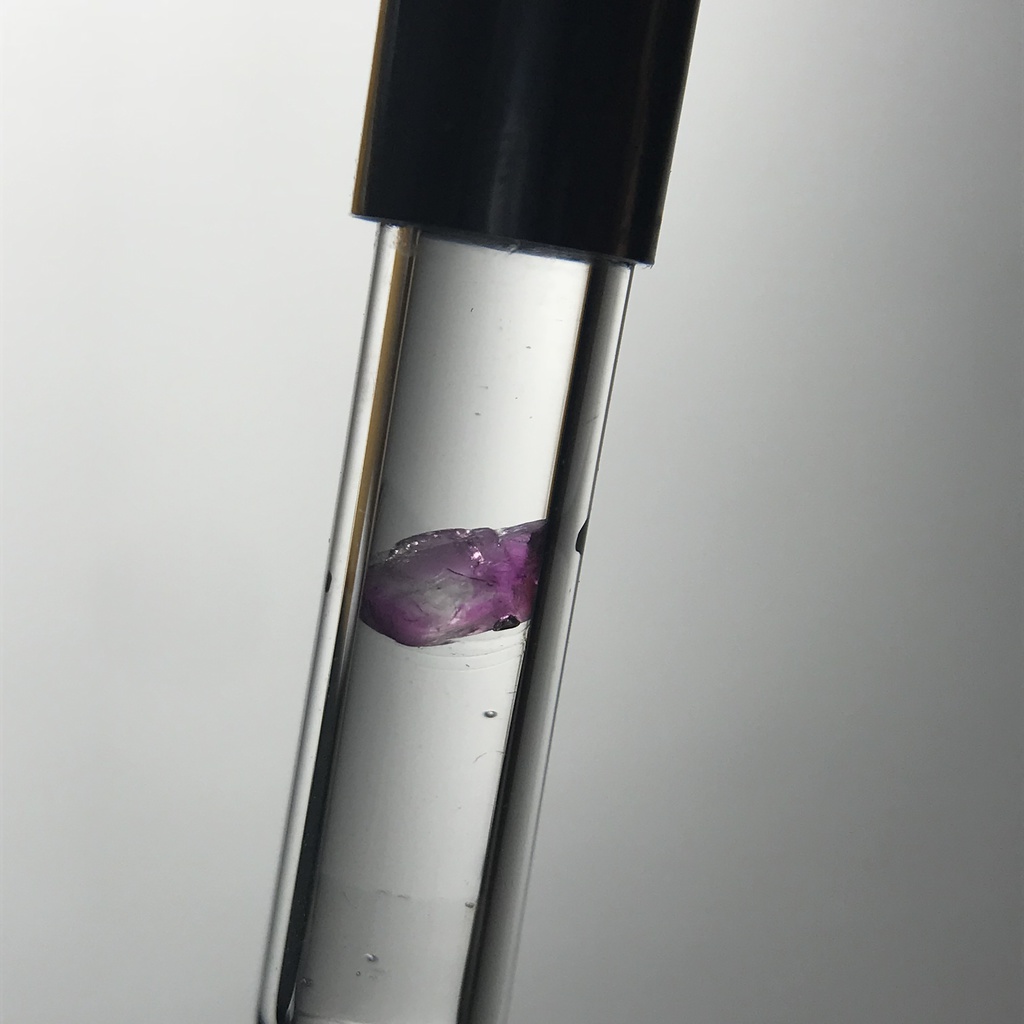 【レビュー用試作品】ルビー入り試験管(小)