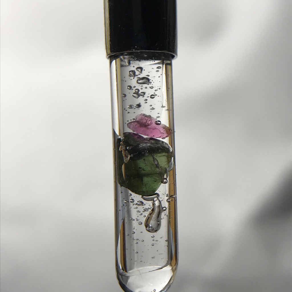 【レビュー用試作品】トルマリン入り試験管(小)