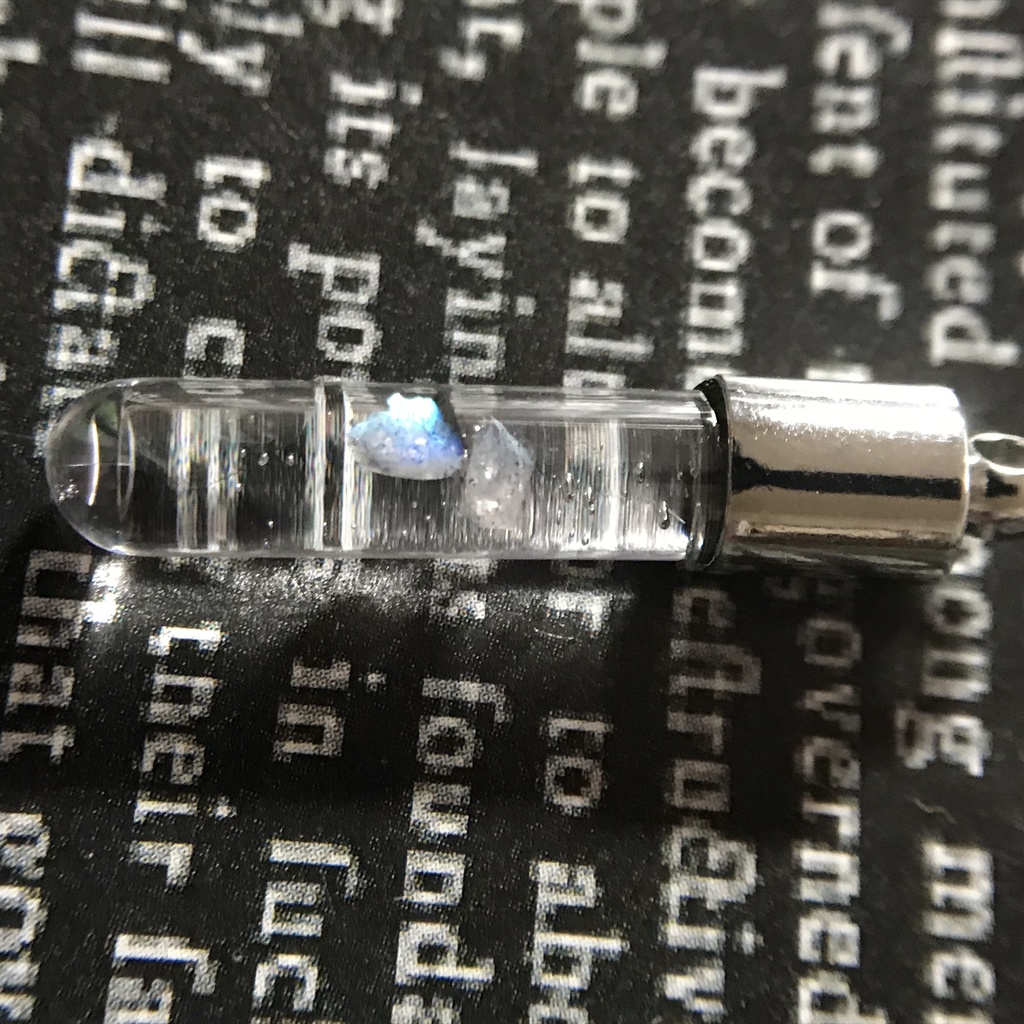 【レビュー用試作品】ラブラドライト入り試験管(小)B