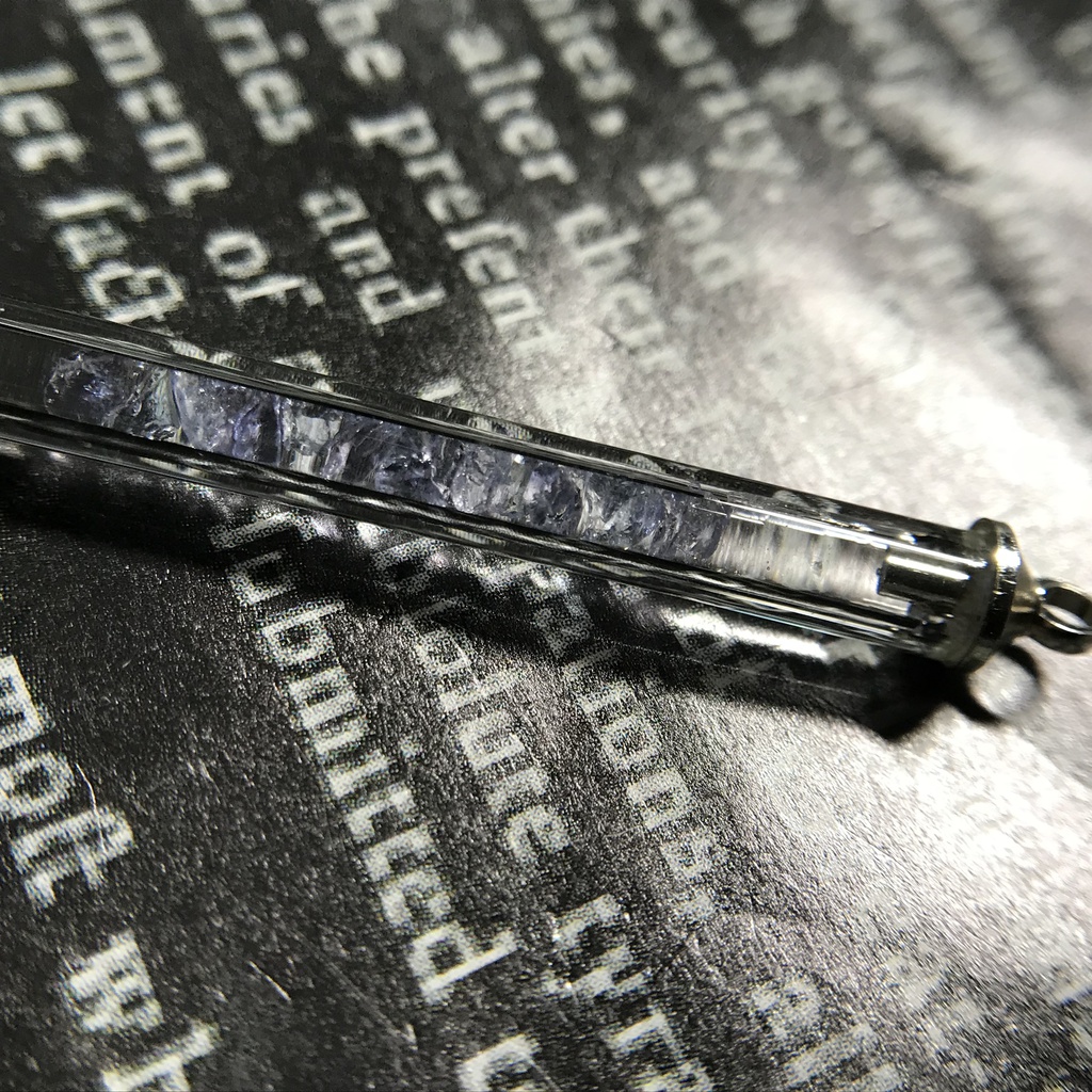 【レビュー用試作品】タンザナイト入り試験管