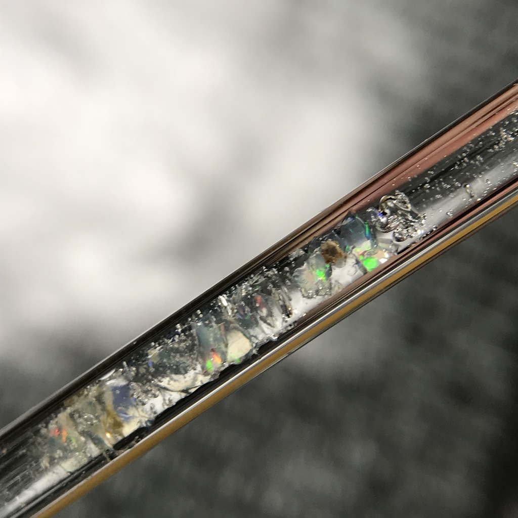 【レビュー用試作品】(訳あり)オパール入り試験管D