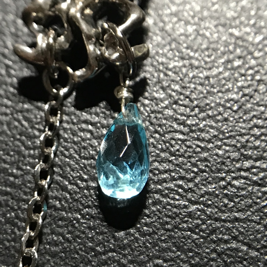 【試作品】タンザナイトとアパタイトとクラゲのチャーム