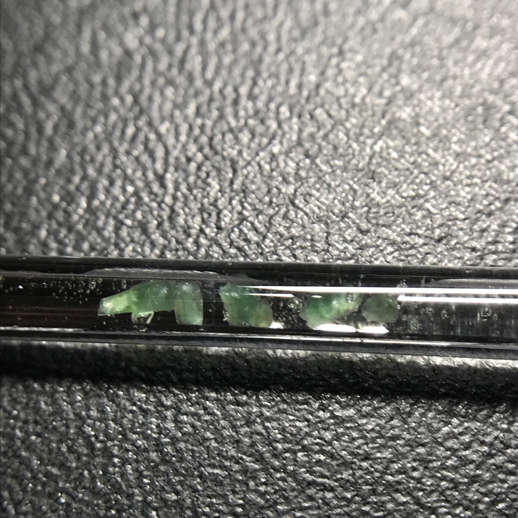 【レビュー用試作品】翡翠入り試験管