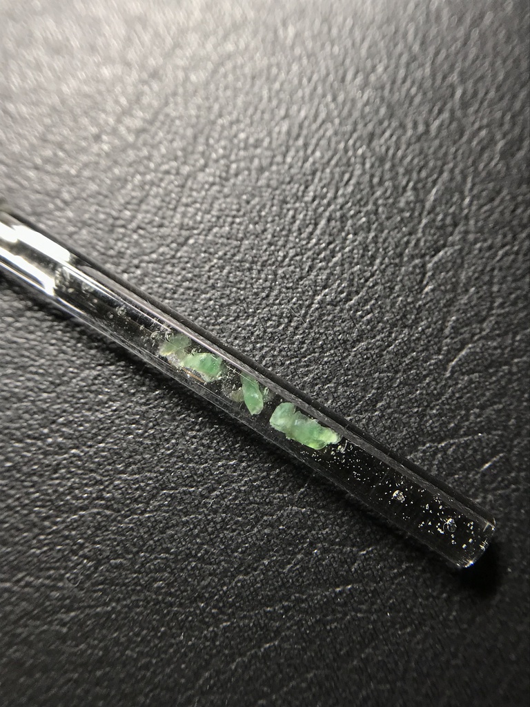 【レビュー用試作品】翡翠入り試験管