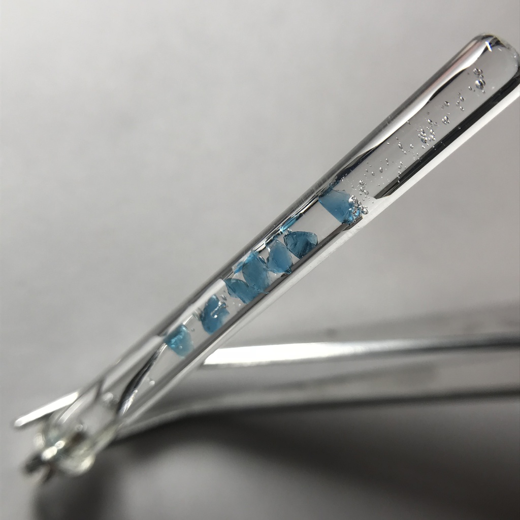 【レビュー用試作品】ブルーアパタイト入り試験管