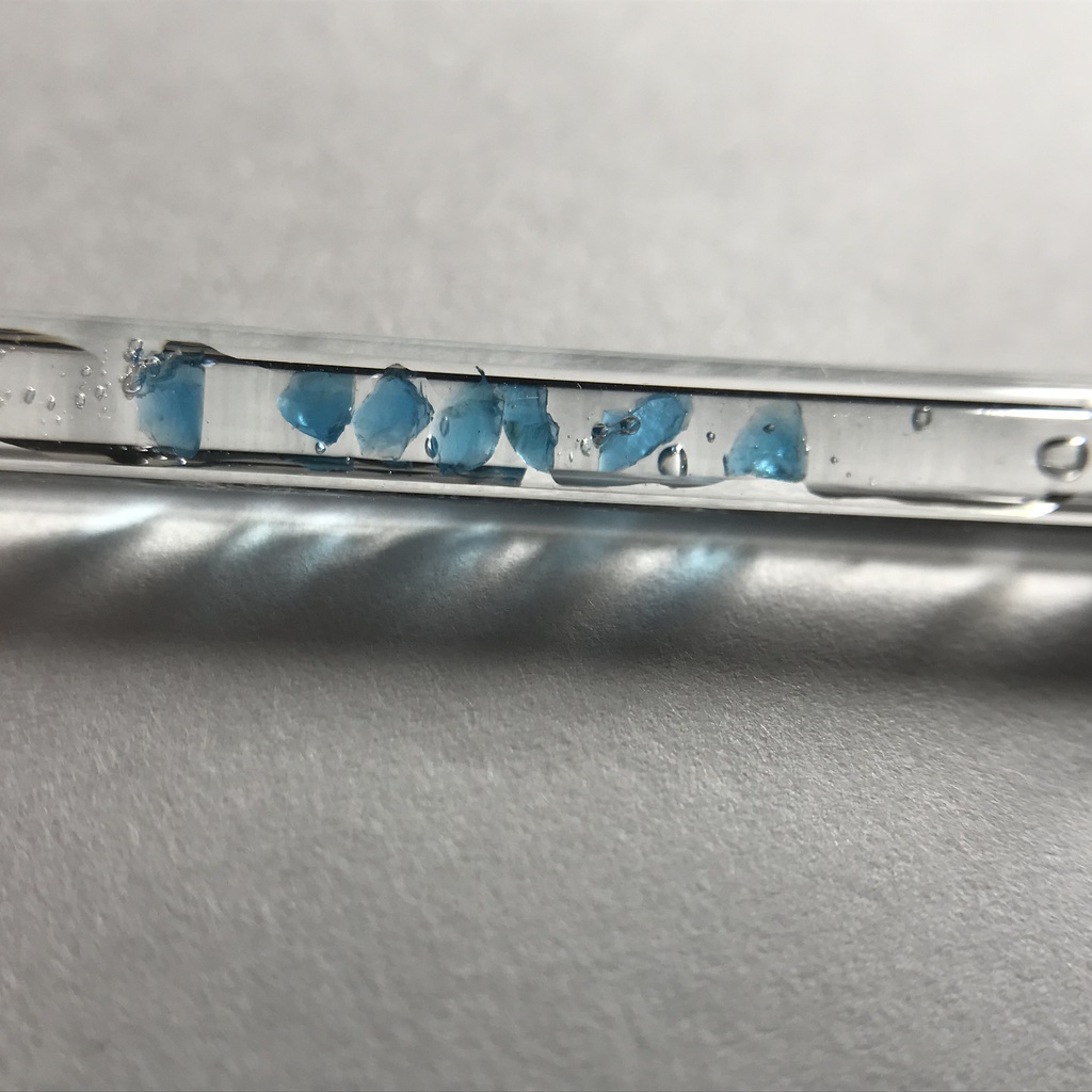 【レビュー用試作品】ブルーアパタイト入り試験管