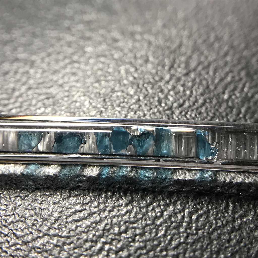 【レビュー用試作品】ブルーアパタイト入り試験管