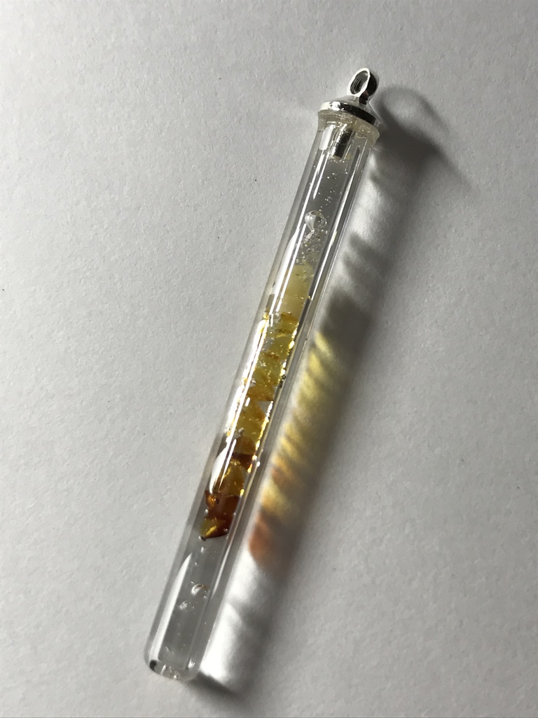 【レビュー用試作品】(訳あり)琥珀入り試験管B