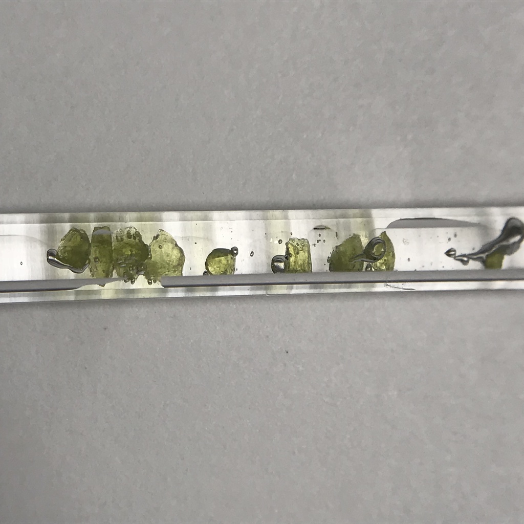 【レビュー用試作品】ベスブ石(ベスビアナイト)入り試験管