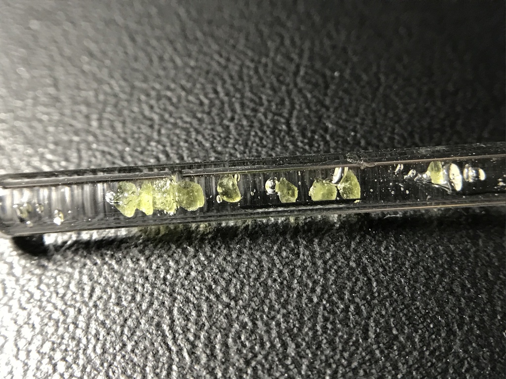 【レビュー用試作品】ベスブ石(ベスビアナイト)入り試験管