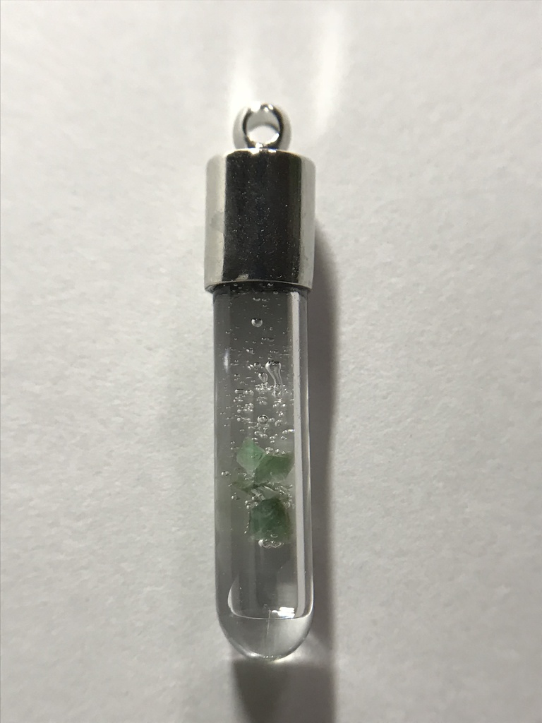 【レビュー用試作品】翡翠入り試験管(小)