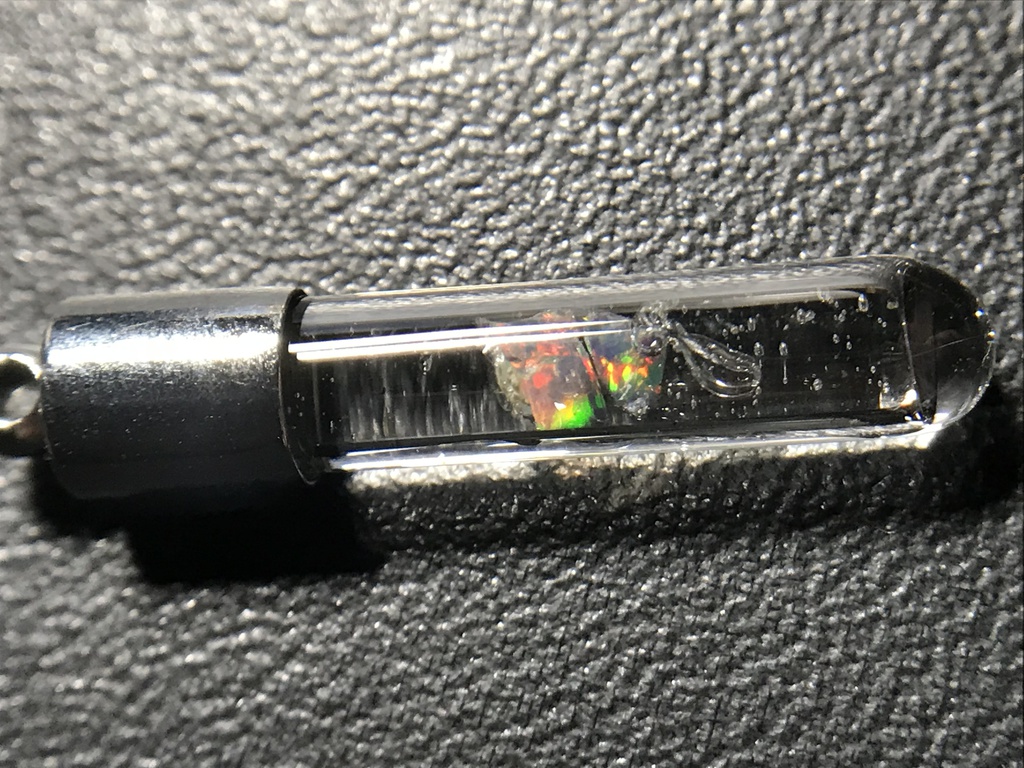 【レビュー用試作品】オパール入り試験管(小)