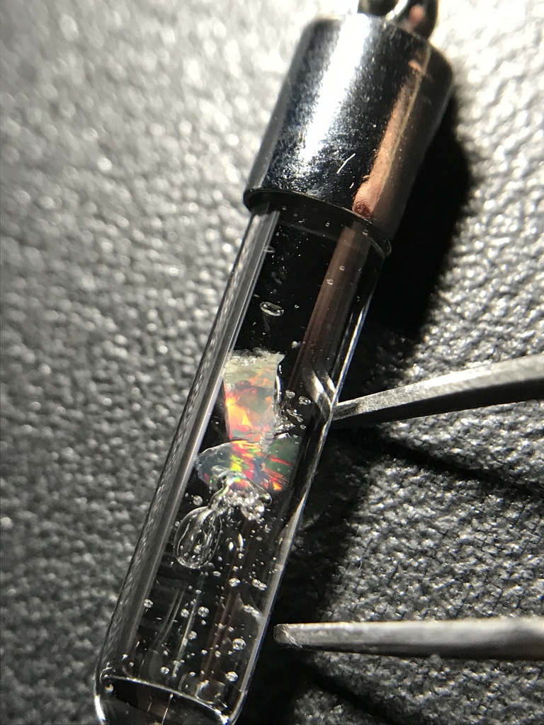 【レビュー用試作品】オパール入り試験管(小)