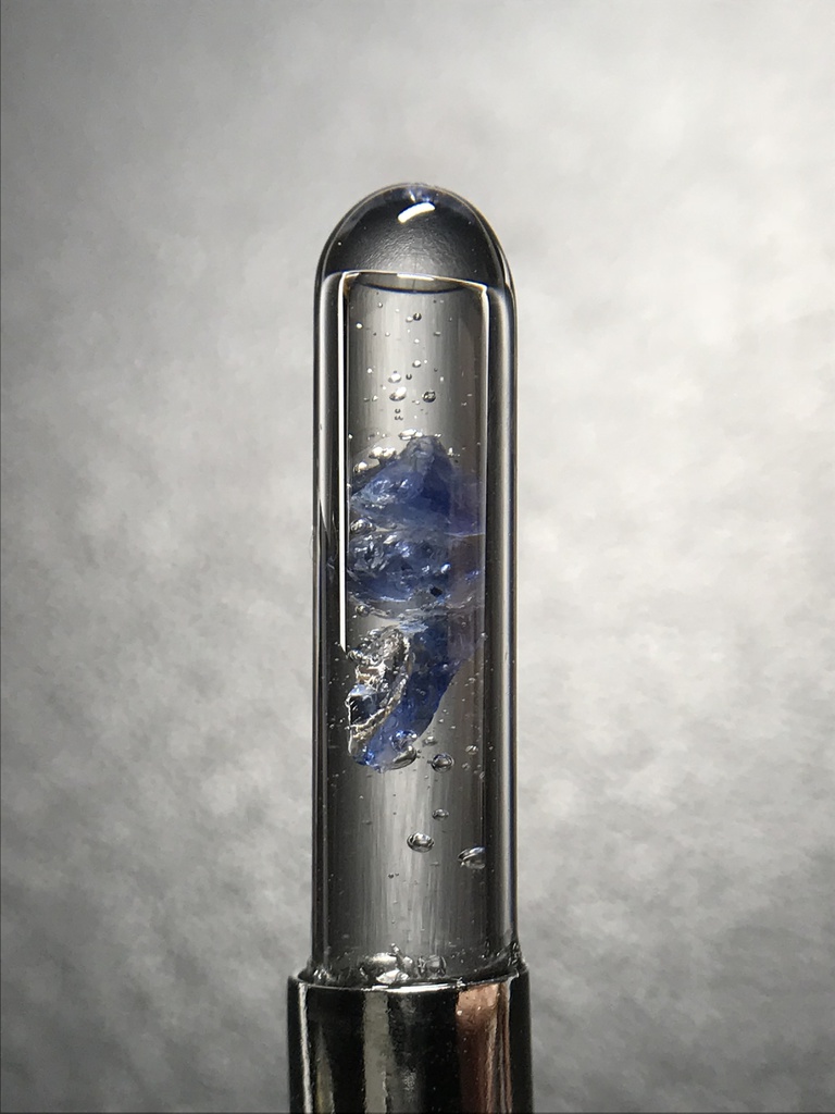 【レビュー用試作品】【レビュー用試作品】(訳あり)サファイア入り試験管(小)