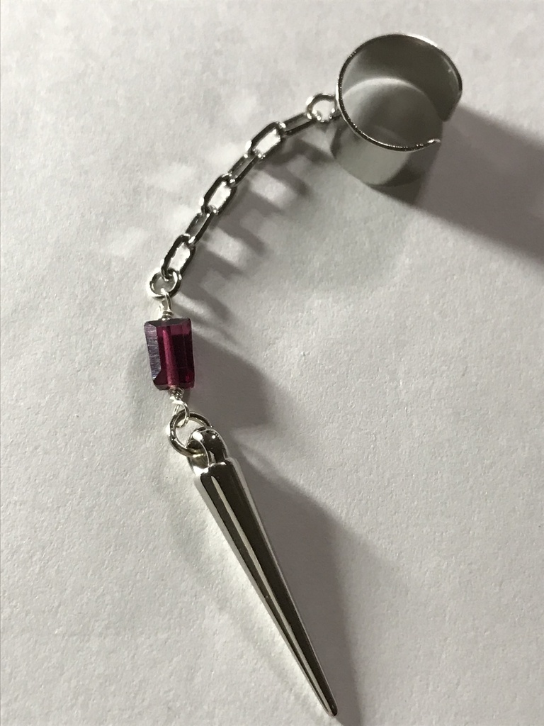 【試作品】ガーネットと鎖とニードルのイヤーカフ