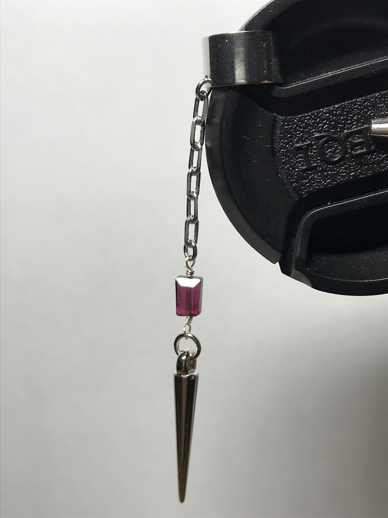 【試作品】ガーネットと鎖とニードルのイヤーカフ