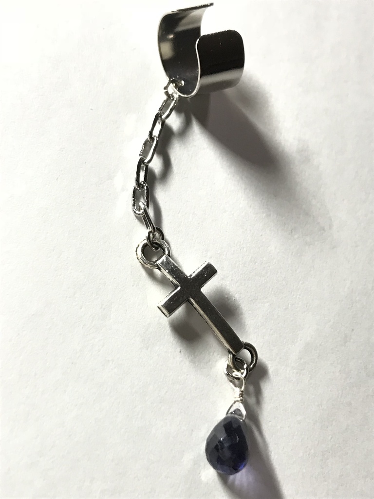 アイオライトと鎖とクロスのイヤーカフ
