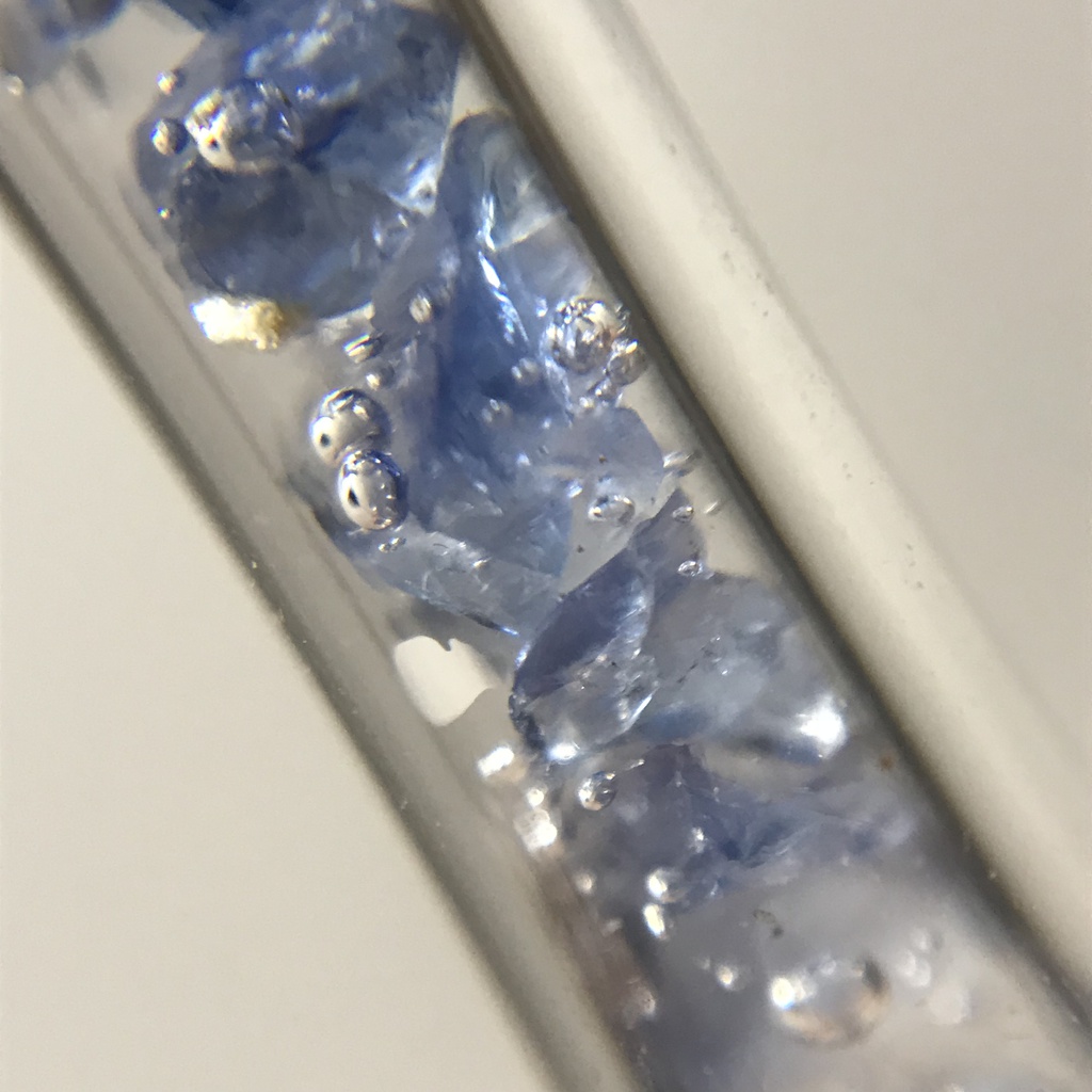 【レビュー用試作品】サファイア入り試験管D