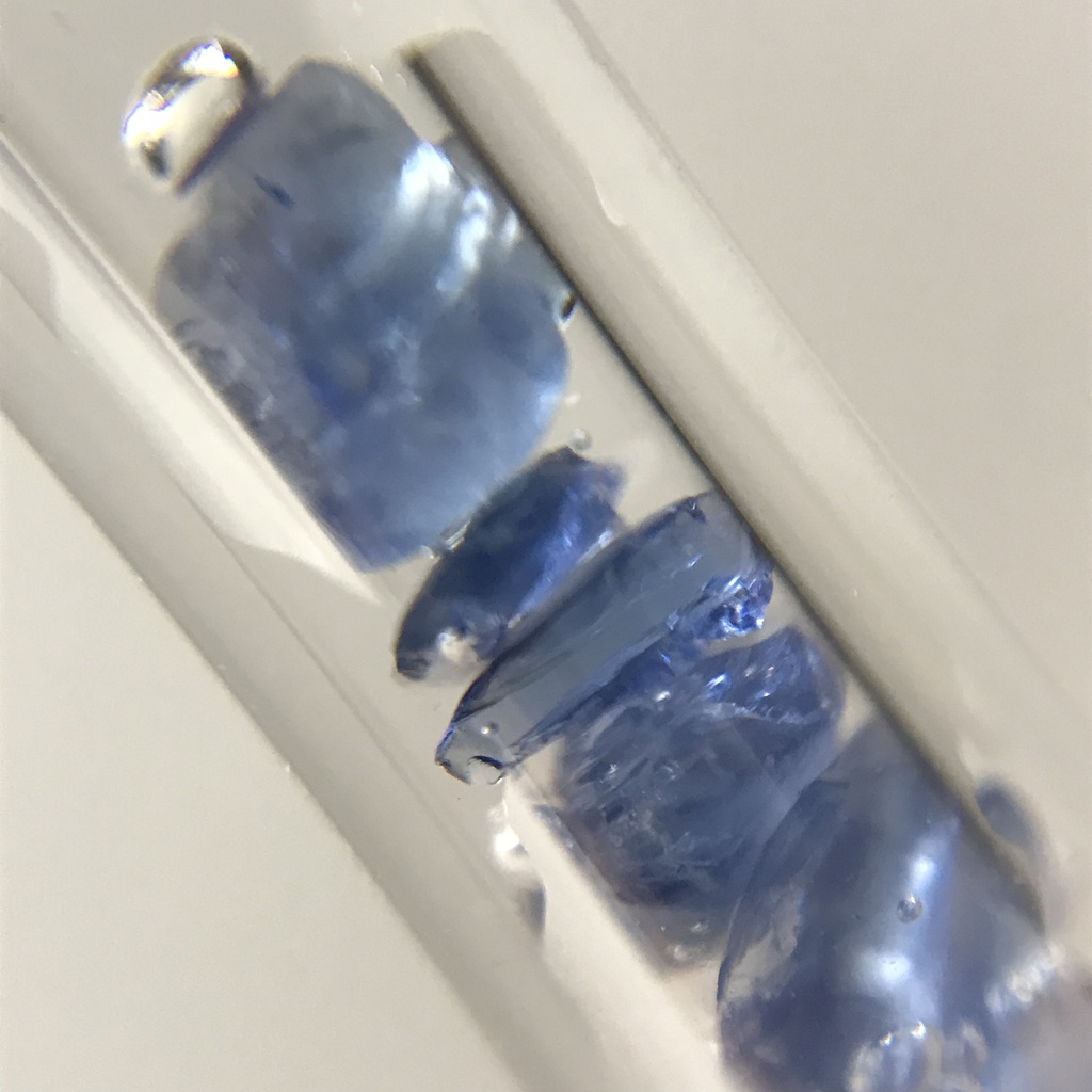 【レビュー用試作品】サファイア入り試験管D