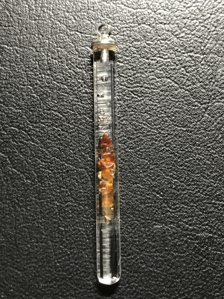 【レビュー用試作品】(訳あり)カーネリアン入り試験管