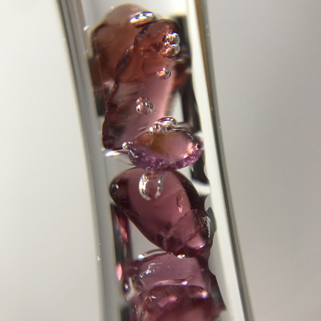 【レビュー用試作品】ロードライトガーネット入り試験管