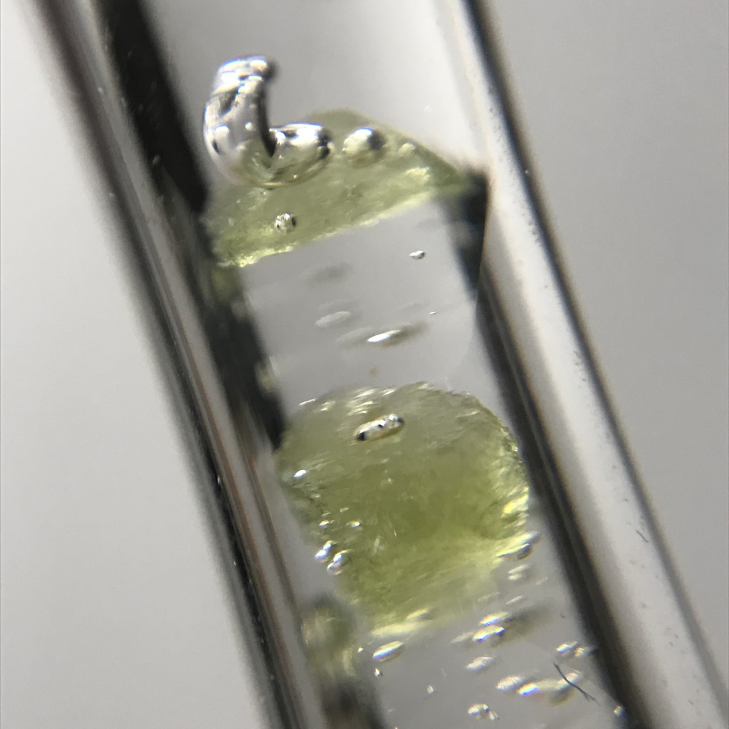 【レビュー用試作品】ベスブ石(ベスビアナイト)入り試験管B