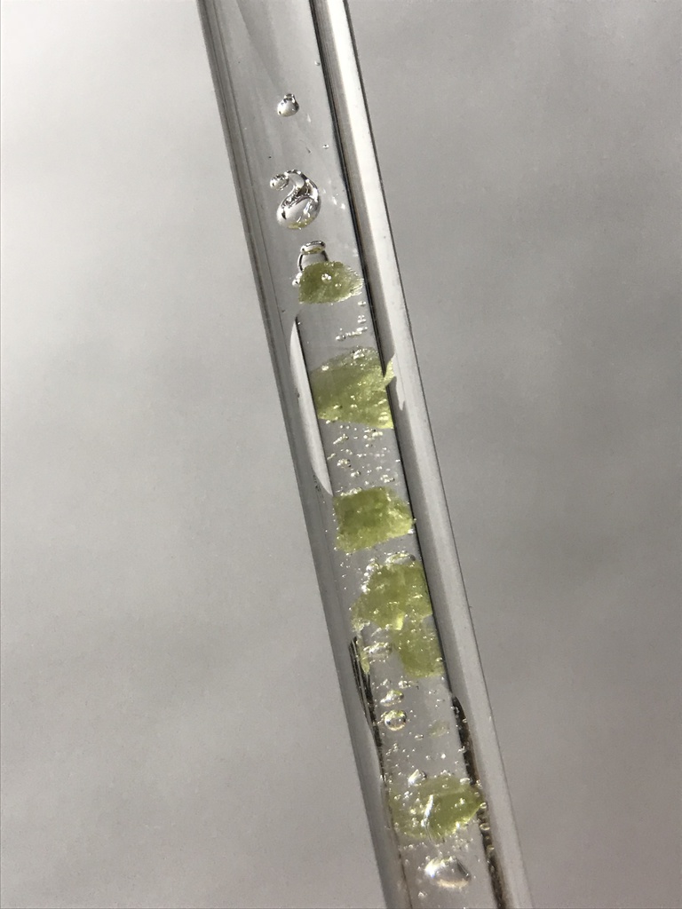 【レビュー用試作品】ベスブ石(ベスビアナイト)入り試験管B