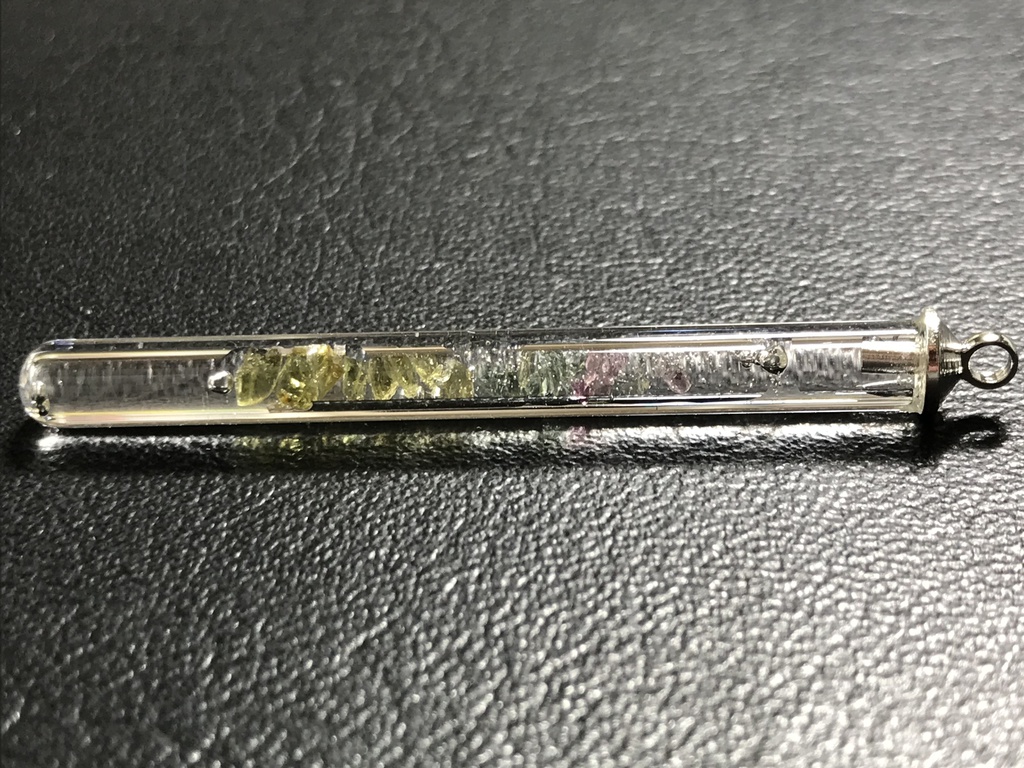 【レビュー用試作品】(訳あり)トルマリン入り試験管