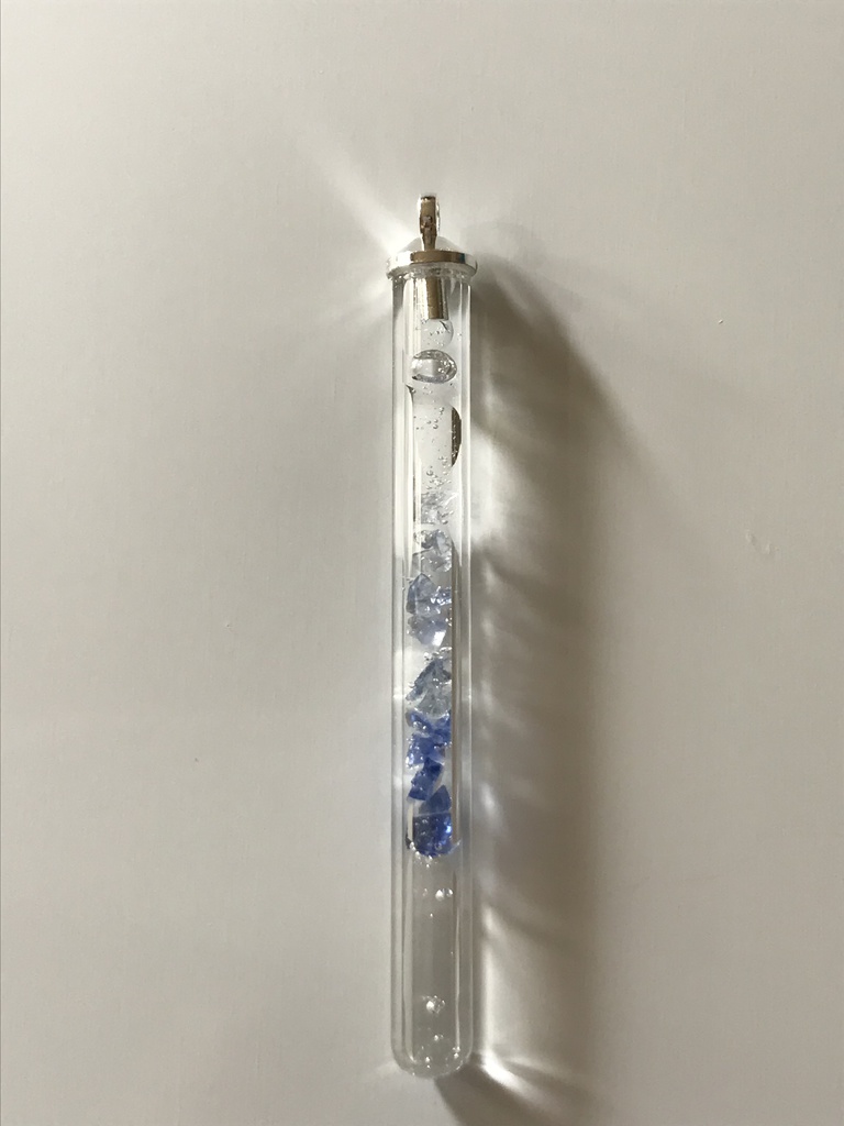 【レビュー用試作品】サファイア入り試験管E