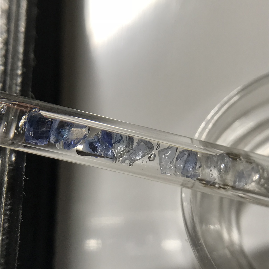 【レビュー用試作品】サファイア入り試験管E