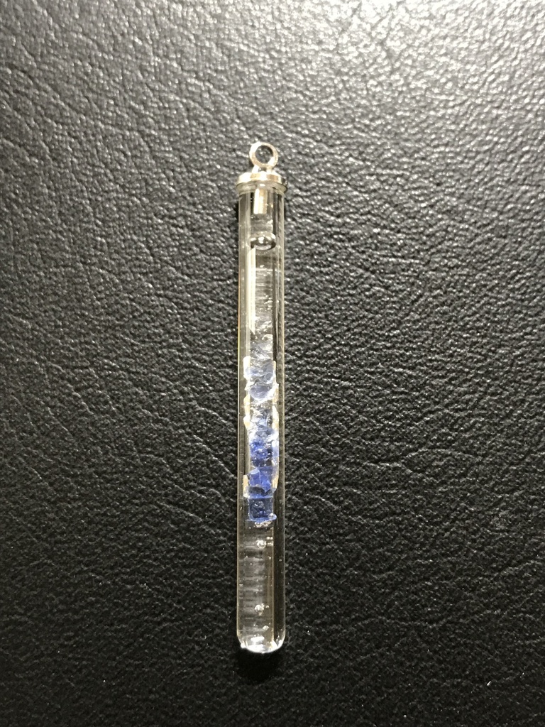 【レビュー用試作品】サファイア入り試験管E