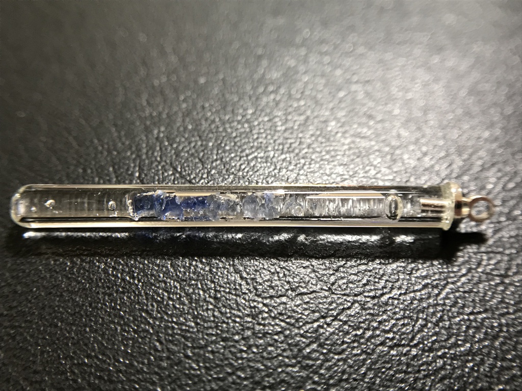 【レビュー用試作品】サファイア入り試験管E