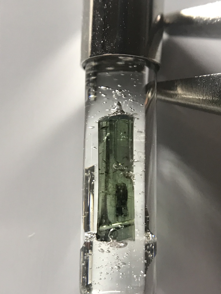 【レビュー用試作品】トルマリン入り試験管(中)