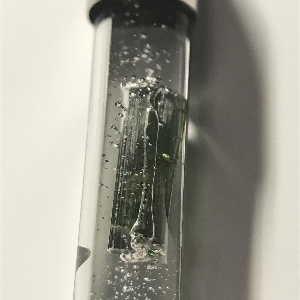 【レビュー用試作品】トルマリン入り試験管(中)