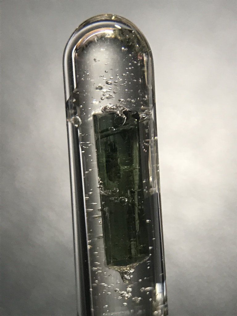 【レビュー用試作品】トルマリン入り試験管(中)