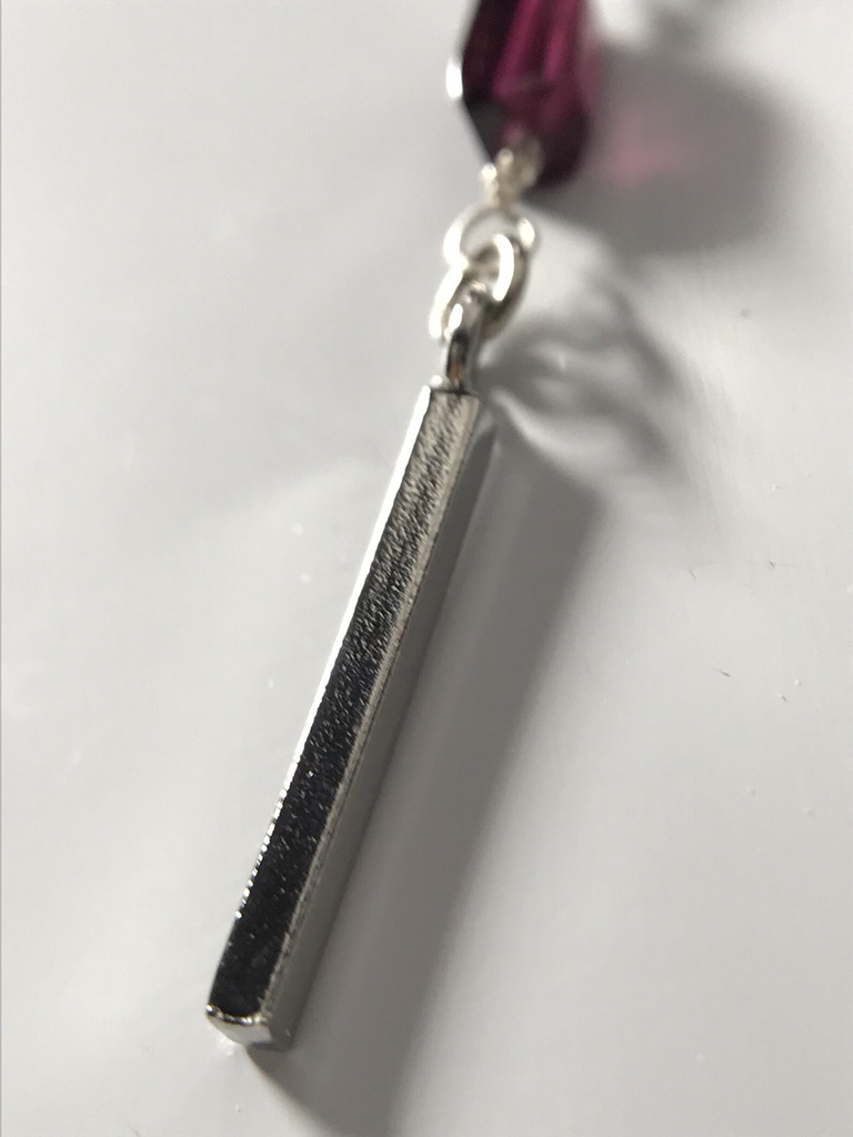 【試作品】ガーネットとスティックのフェイクピアス