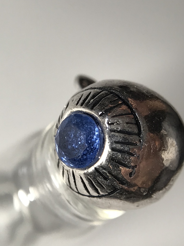 【試作品】カイヤナイトの水晶体の眼球チャーム