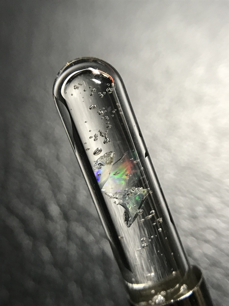 オパール入り試験管(中)D