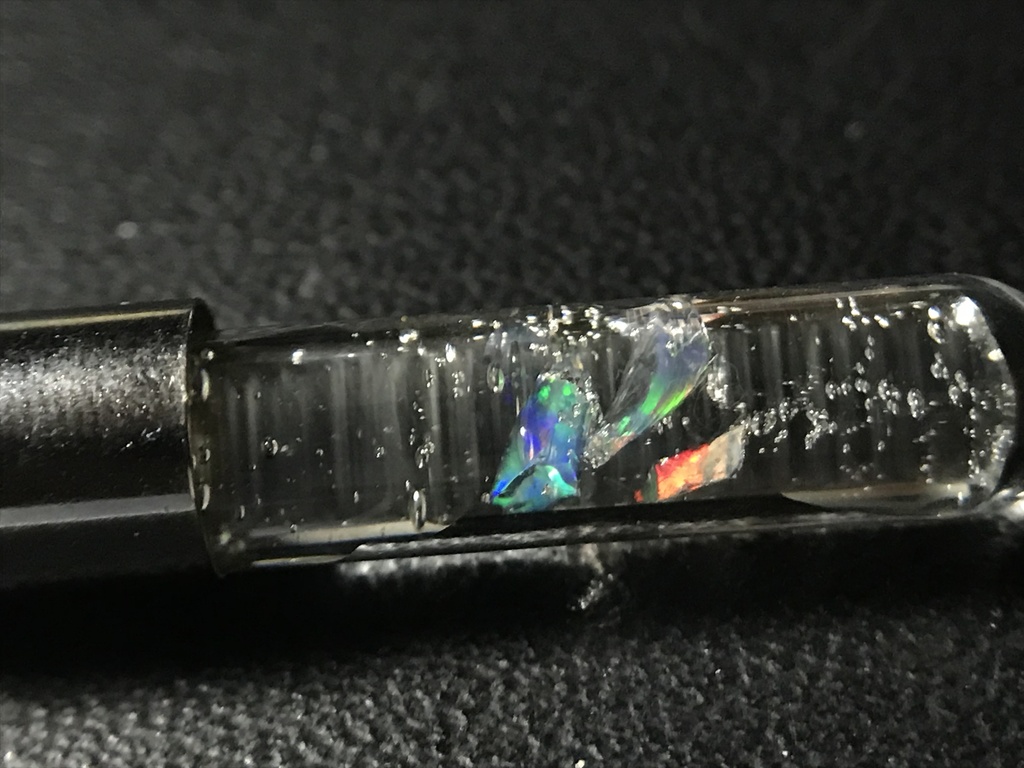 オパール入り試験管(中)D