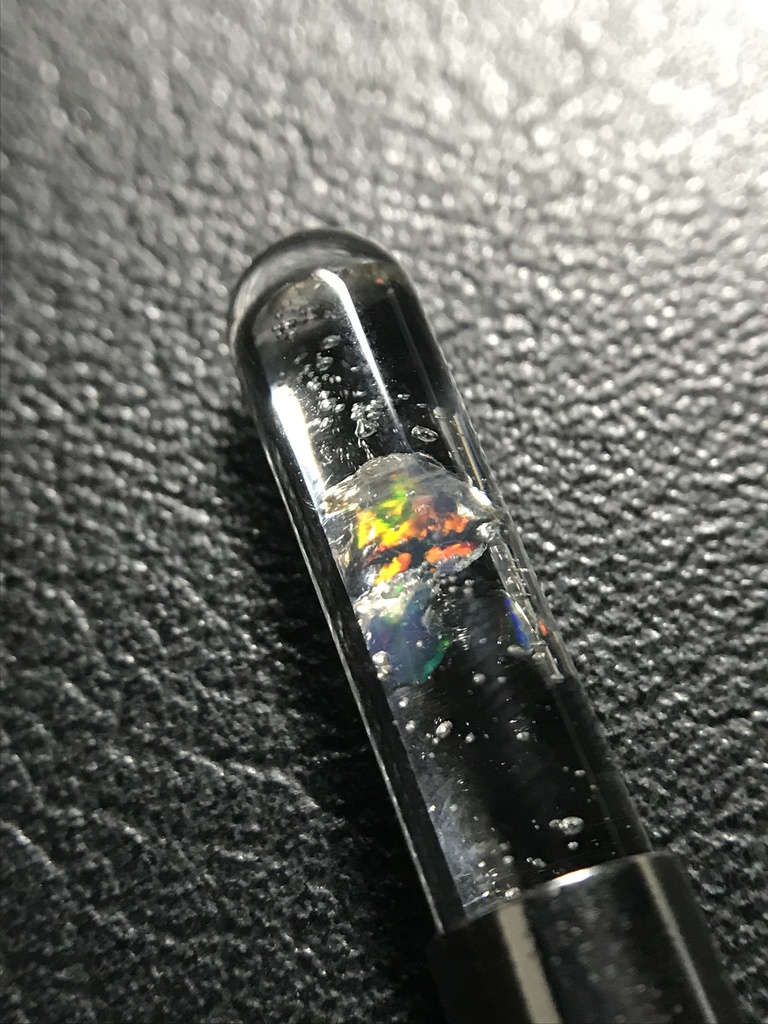 オパール入り試験管(中)D