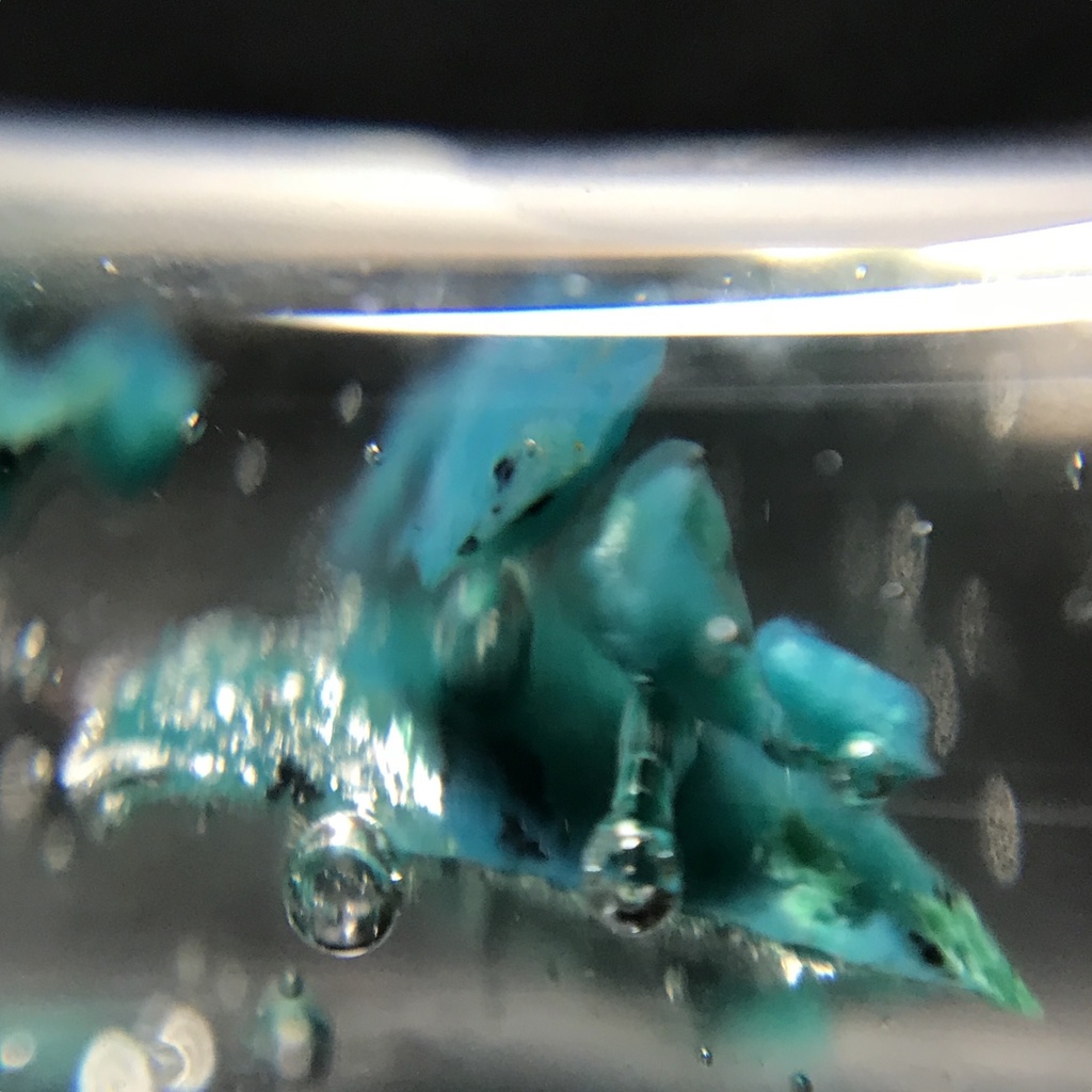 クリソコラ入り試験管(中)