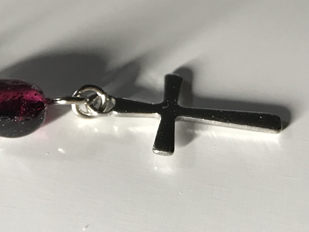 【試作品】ガーネットとクロスのピアス