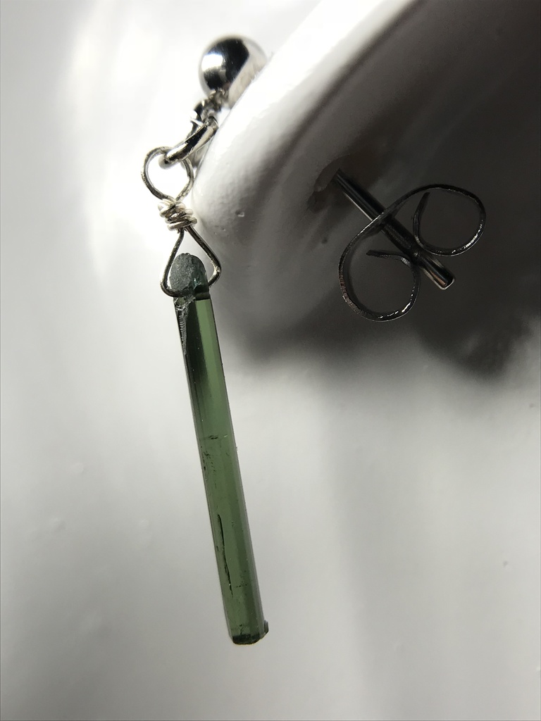 【試作品】トルマリン結晶のピアス